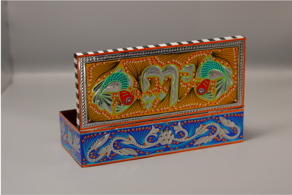 Sana Customized Name Box