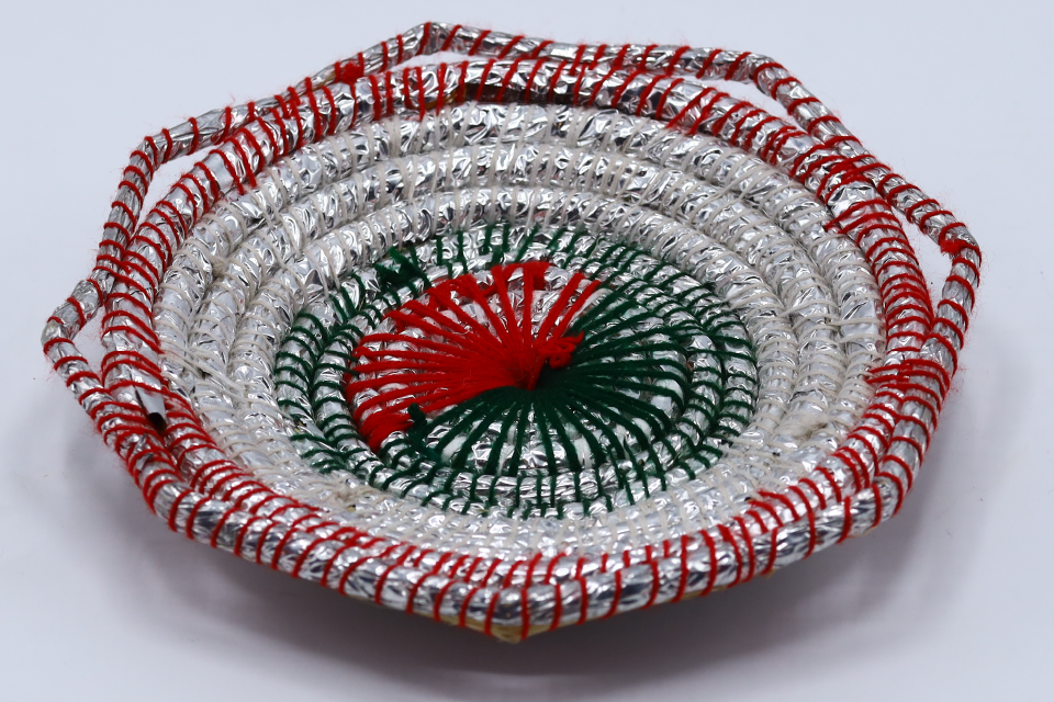 Red & Silver Round Changair