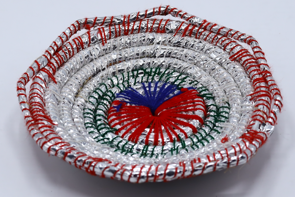 Red & Silver Round Changair