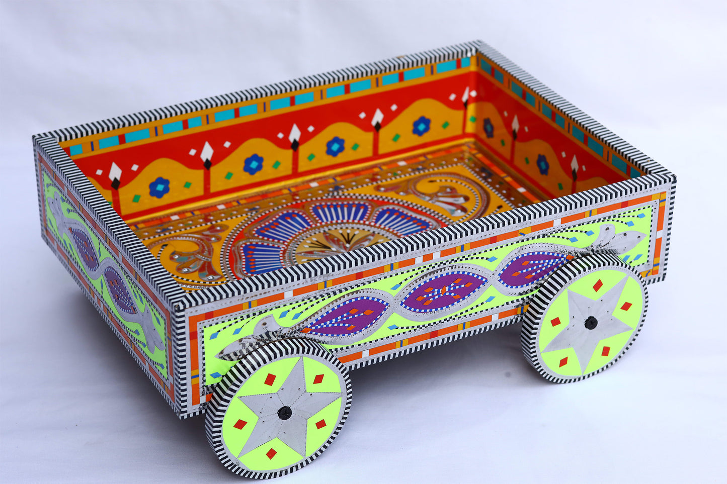 The Rahyree Tray