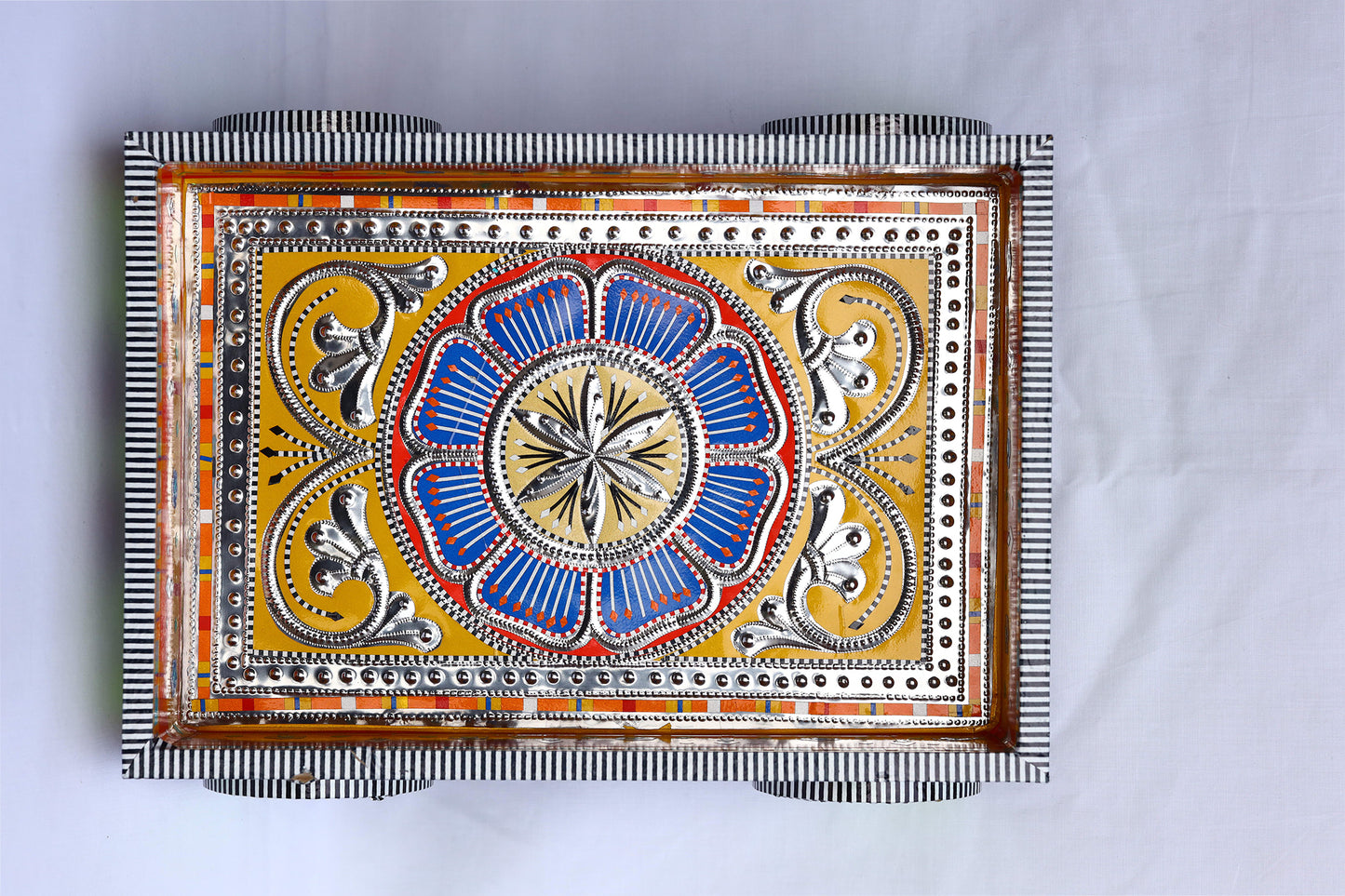 The Rahyree Tray