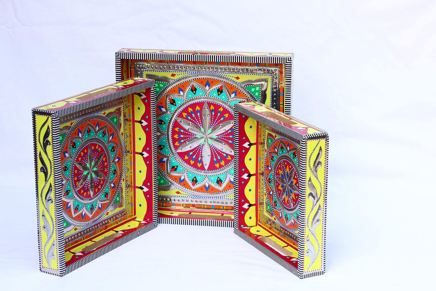 Set of 3 Chamakpatti trays perfect for all occasions