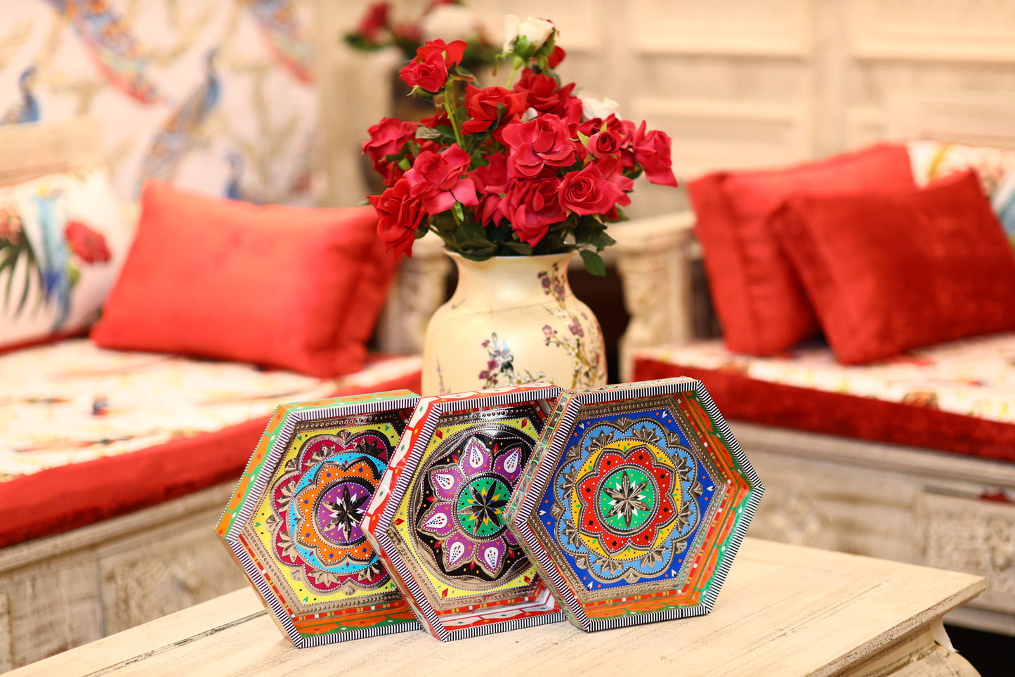 Set of 3 🌟 chamakpati handmade multicoloured trays perfect for your chai party.