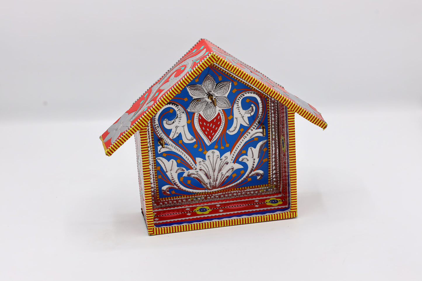 Chamakpatti handmade key holder