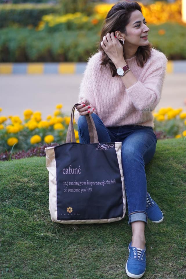 Cafuné Tote Bag