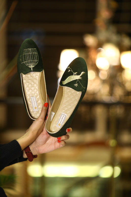 Emerald Round Toe Parinda in Black Slip-ons
