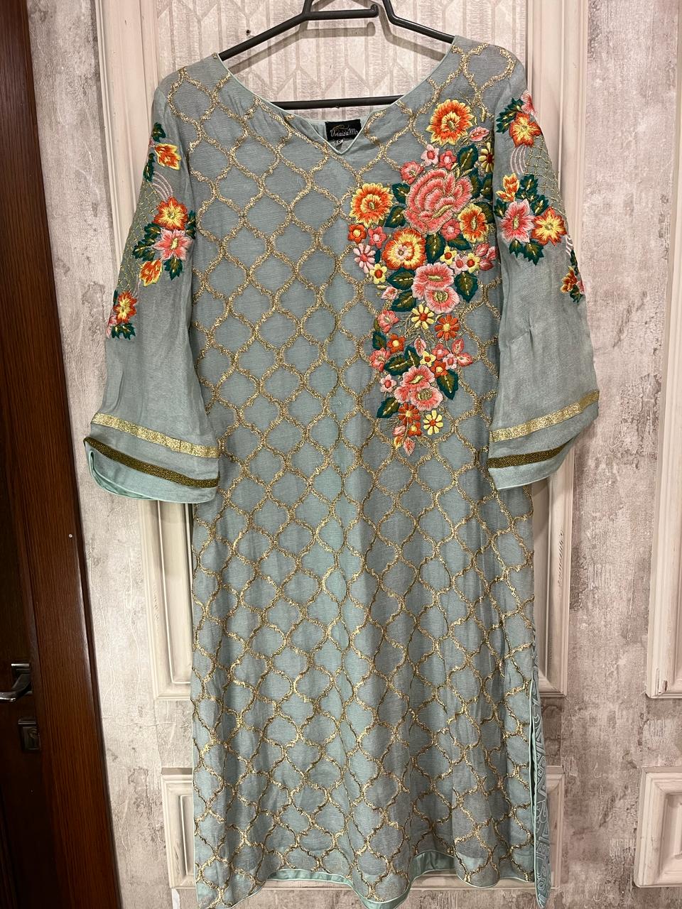 Unaiza Mir Shirt